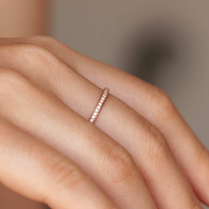 Ouro 14K Alta Claridade 0,58ctw Corte Redondo Micro Pave Meia Eternidade 15 Anel de Diamante Aliança de Casamento de 2,5mm